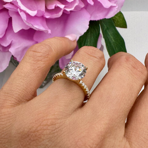 1 ct Classic V Style 4 Prong Solitaire Ring - 10k White Gold