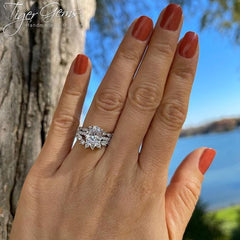 3.25 ctw Art Deco Oval Accented Solitaire Set