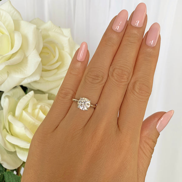 2 ct Classic V Style 4 Prong Solitaire Ring