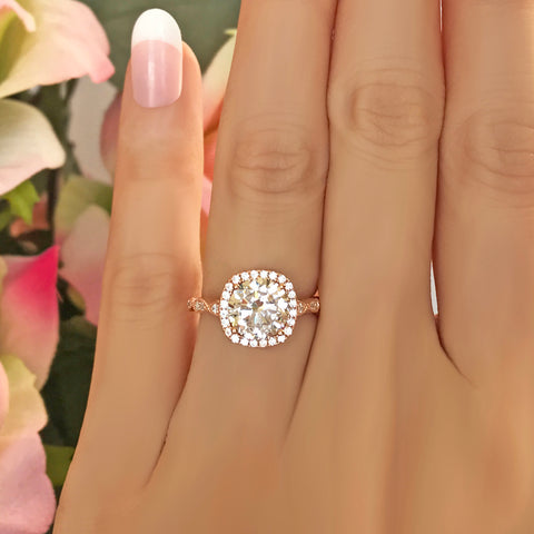 1.25 ctw Square Halo Ring