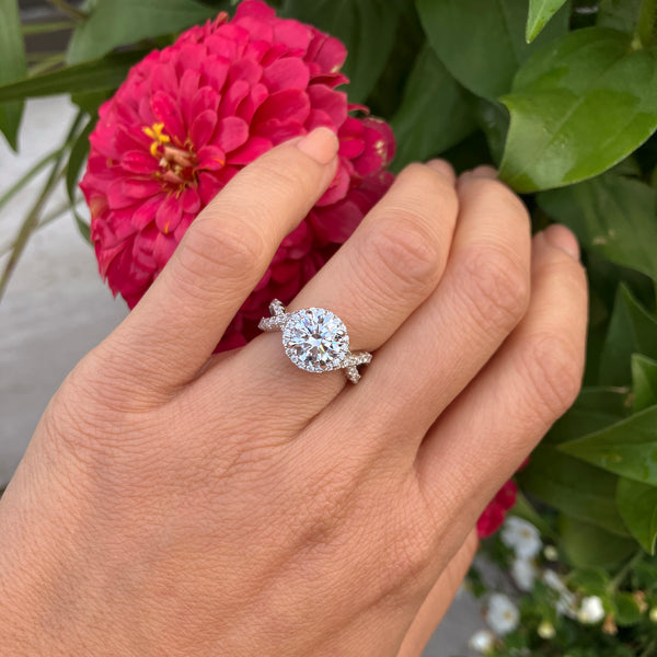2.25 ctw Round Twisted Halo Ring