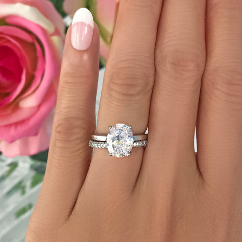 2.25 ctw Oval Accented Solitaire Set