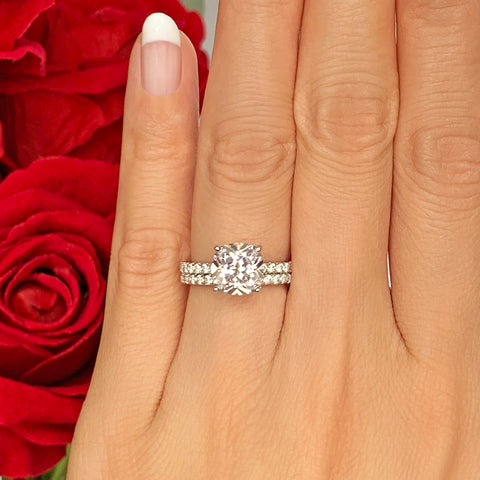 2.25 ctw 4 Prong Round Accented Solitaire Set