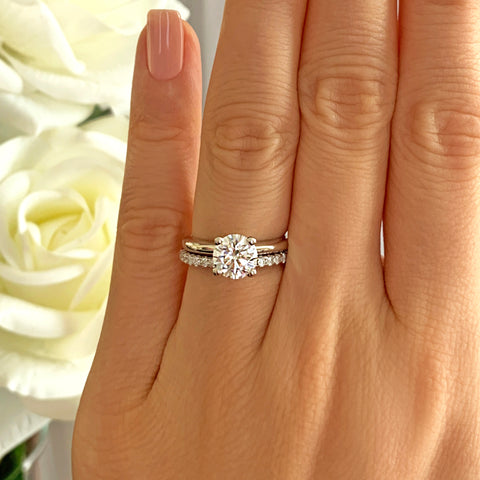 2.25 ctw Oval Accented Solitaire Set