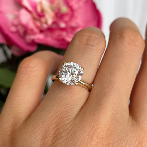 1 ct Classic V Style 4 Prong Solitaire Ring - 10k White Gold