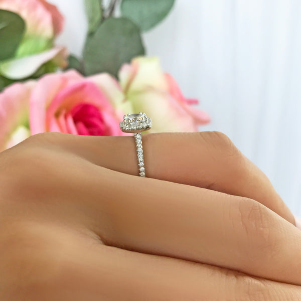 1.25 ctw Square Halo Ring