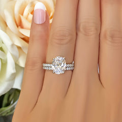 3.25 ctw Oval Accented Solitaire Set