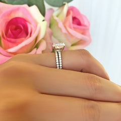 2.25 ctw Oval Accented Solitaire Set