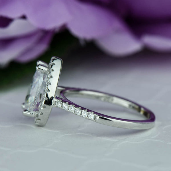 2.5 ctw Pear Halo Ring