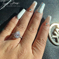 2.5 ctw Pear Halo Ring - 10k Solid White Gold, Sz 6-7