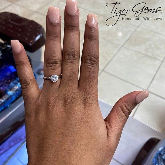 1.5 ct 6 Prong V Style Classic Solitaire Ring