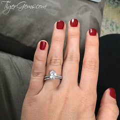 2.25 ctw Oval Accented Solitaire Set