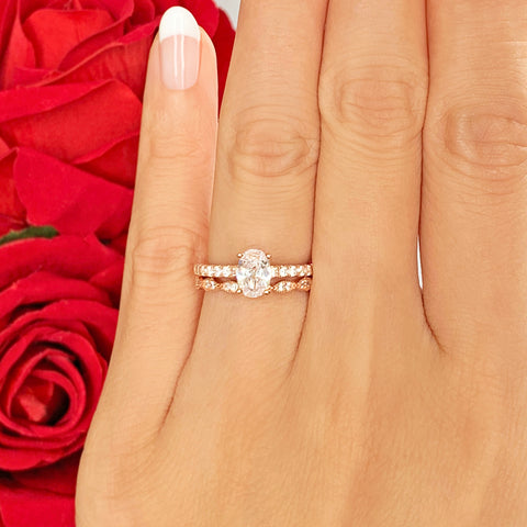 2.25 ctw Cushion Cut Accented Solitaire Set - Rose GP