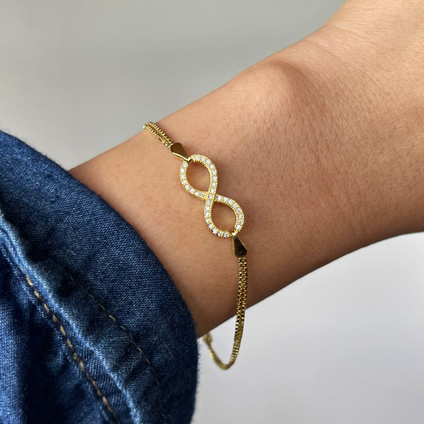 18k Gold Filled Infinity Bracelet With Crystal Beads – Nicoletaylorboutique