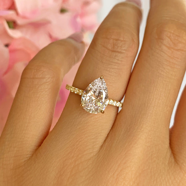 3.25 ctw Pear Accented Solitaire Ring - 10k Solid Yellow Gold, Sz 7