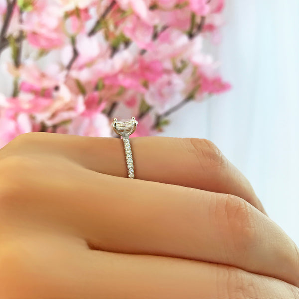 3/4 ctw Oval Accented Solitaire Ring