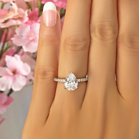 2.25 ctw Oval Accented Solitaire Ring