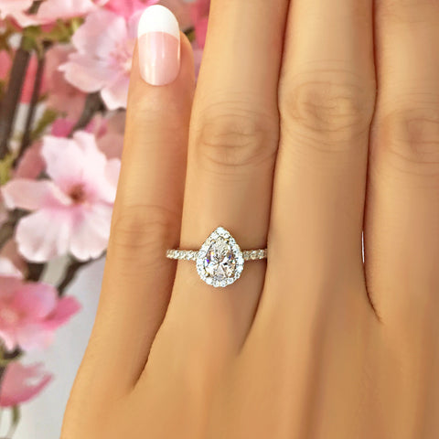 3/4 ctw Oval Accented Solitaire Ring - Rose GP