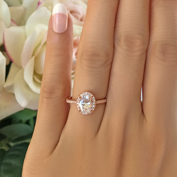 Happening Now: Engagement Ring Sale 💎 - Brilliance.com