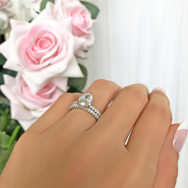 2 ctw Pear Accented Solitaire Set