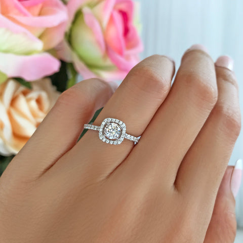 1.5 ctw Classic Round Halo Ring - 10k Solid White Gold, Sz 4