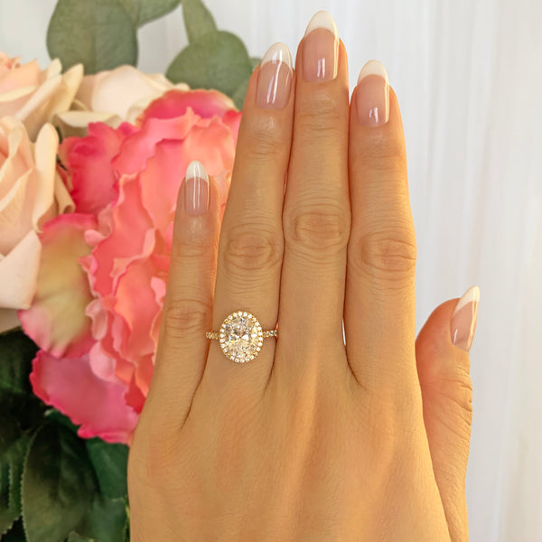 3.25 ctw Oval Halo Ring - 10k Solid Yellow Gold, Sz 4