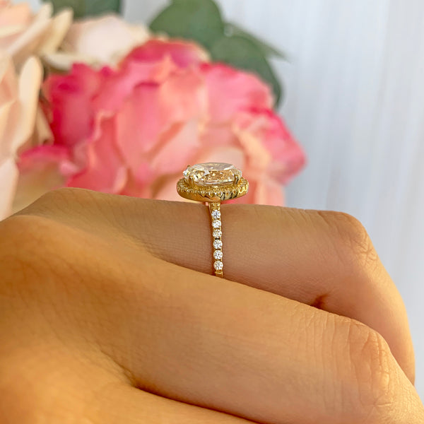 3.25 ctw Oval Halo Ring - 10k Solid Yellow Gold, Sz 4