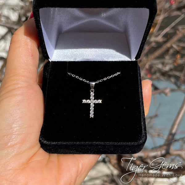 1/3 ctw Dainty 11 Stone Cross Necklace