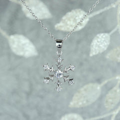 7 Stone Classic Snowflake Necklace