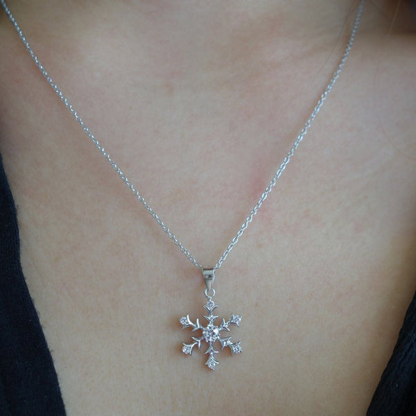 7 Stone Classic Snowflake Necklace